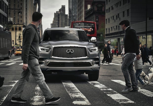 2023 INFINITI QX80 Key Features - PREDICTIVE FORWARD COLLISION WARNING | INFINITI of Northern Kentucky in Fort Wright KY